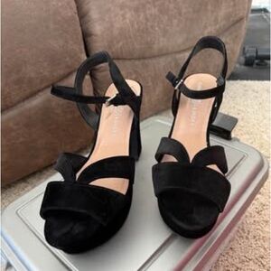 Chinese Laundry Black Velvet Heels